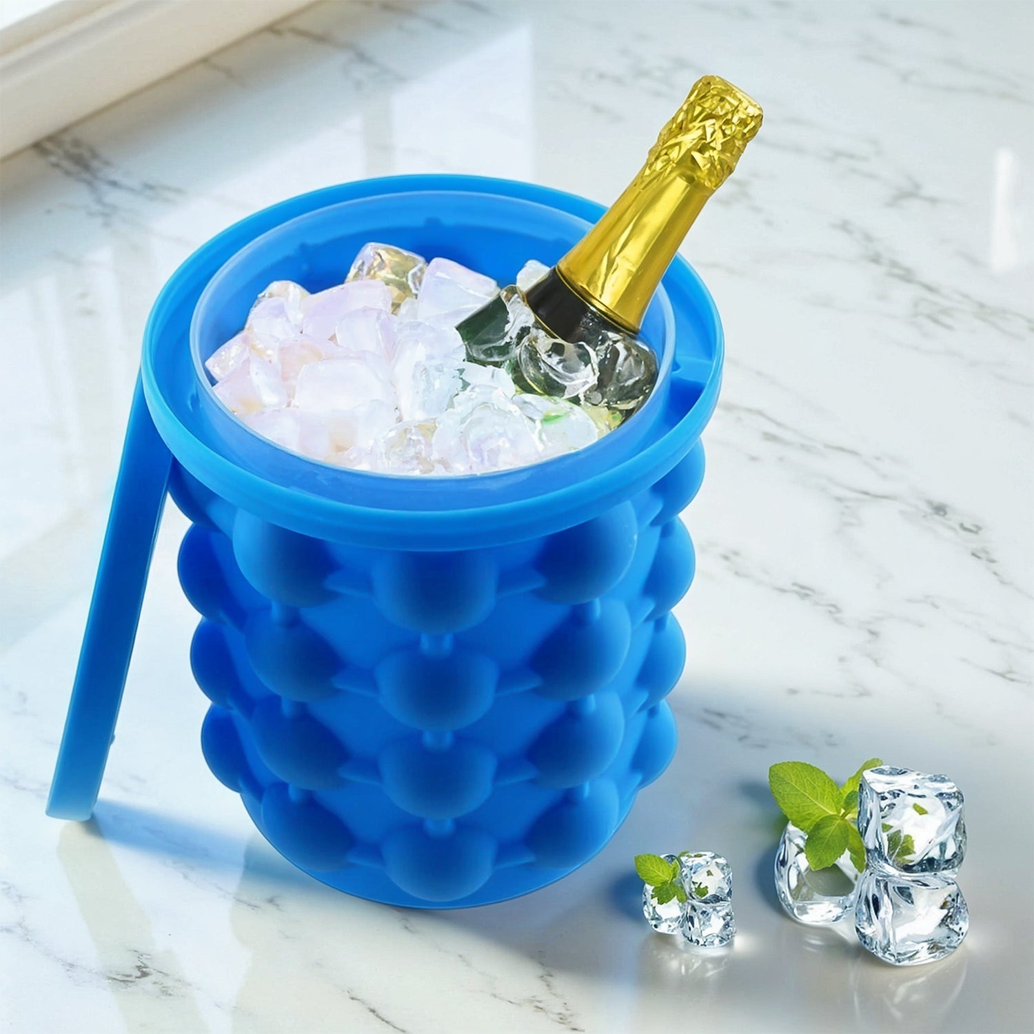 Silicone Ice Cube Maker – Airtight & Space-Saving | ChillPour Secondary image