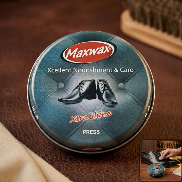 Black shoe polish cream for leather footwear with smooth application