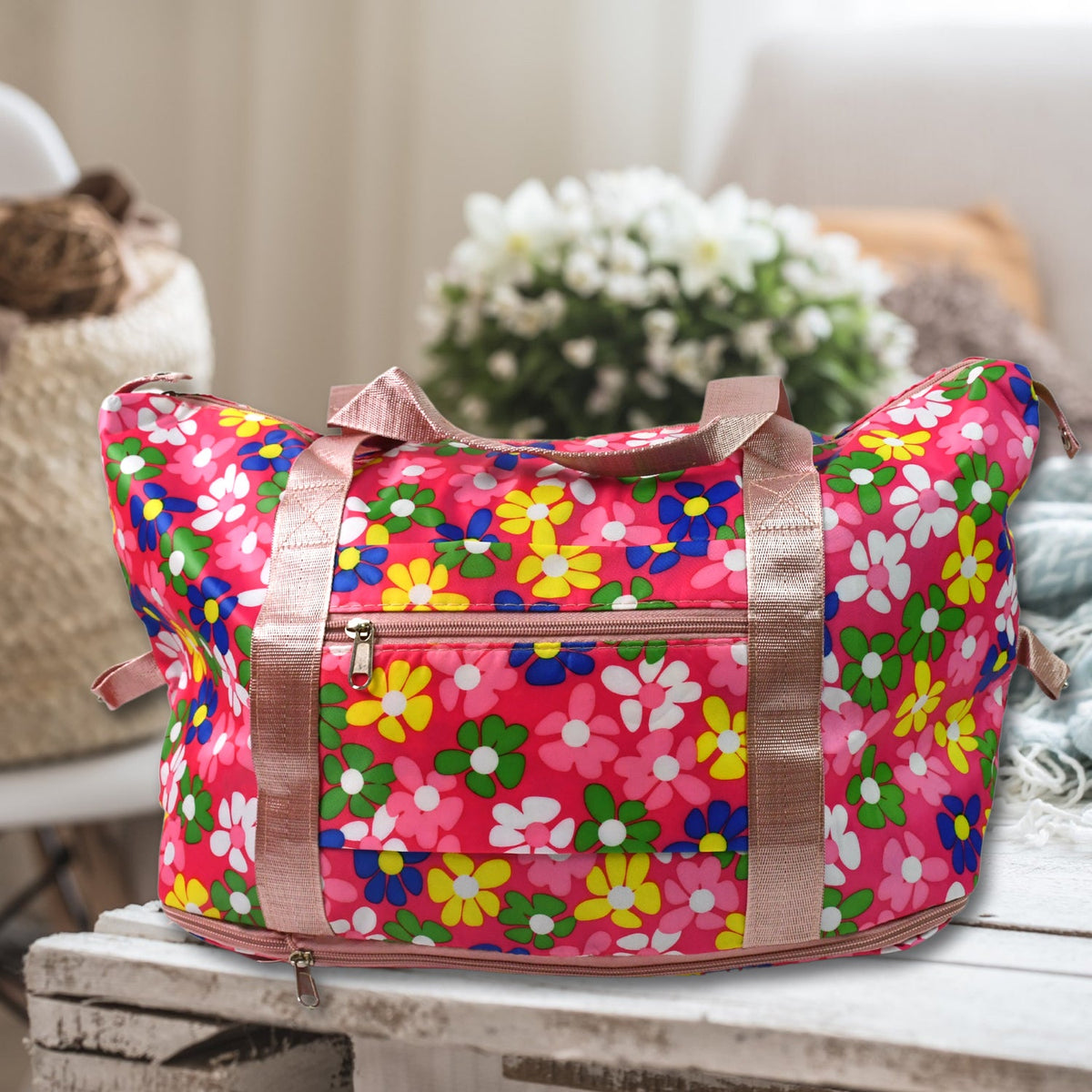 A stylish black foldable travel bag with an expandable bottom layer, perfect for weekend trips. Main image