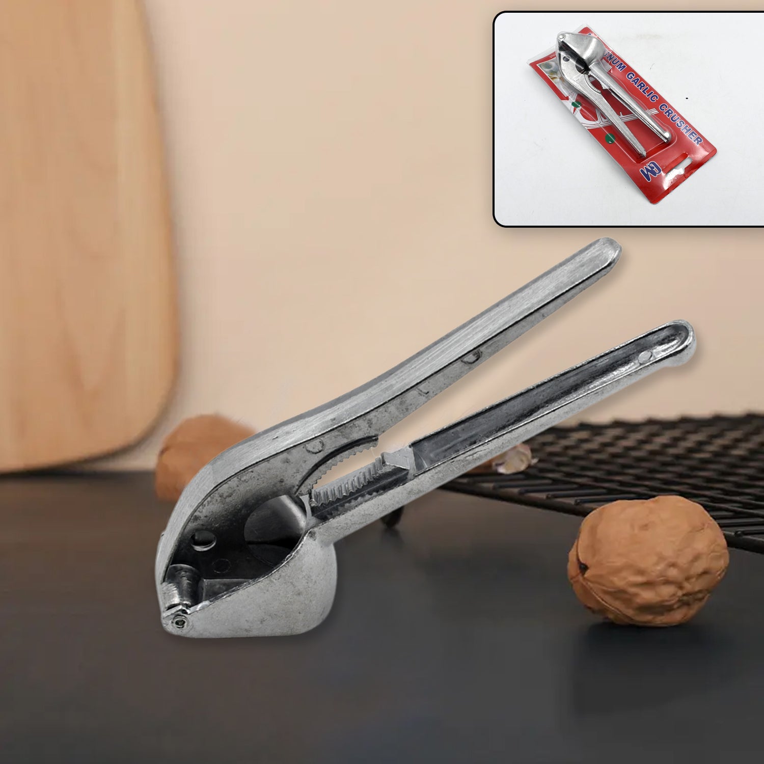 Aluminum Garlic Press – Easy-to-Use Kitchen Tool | ToolMate Pro Secondary image