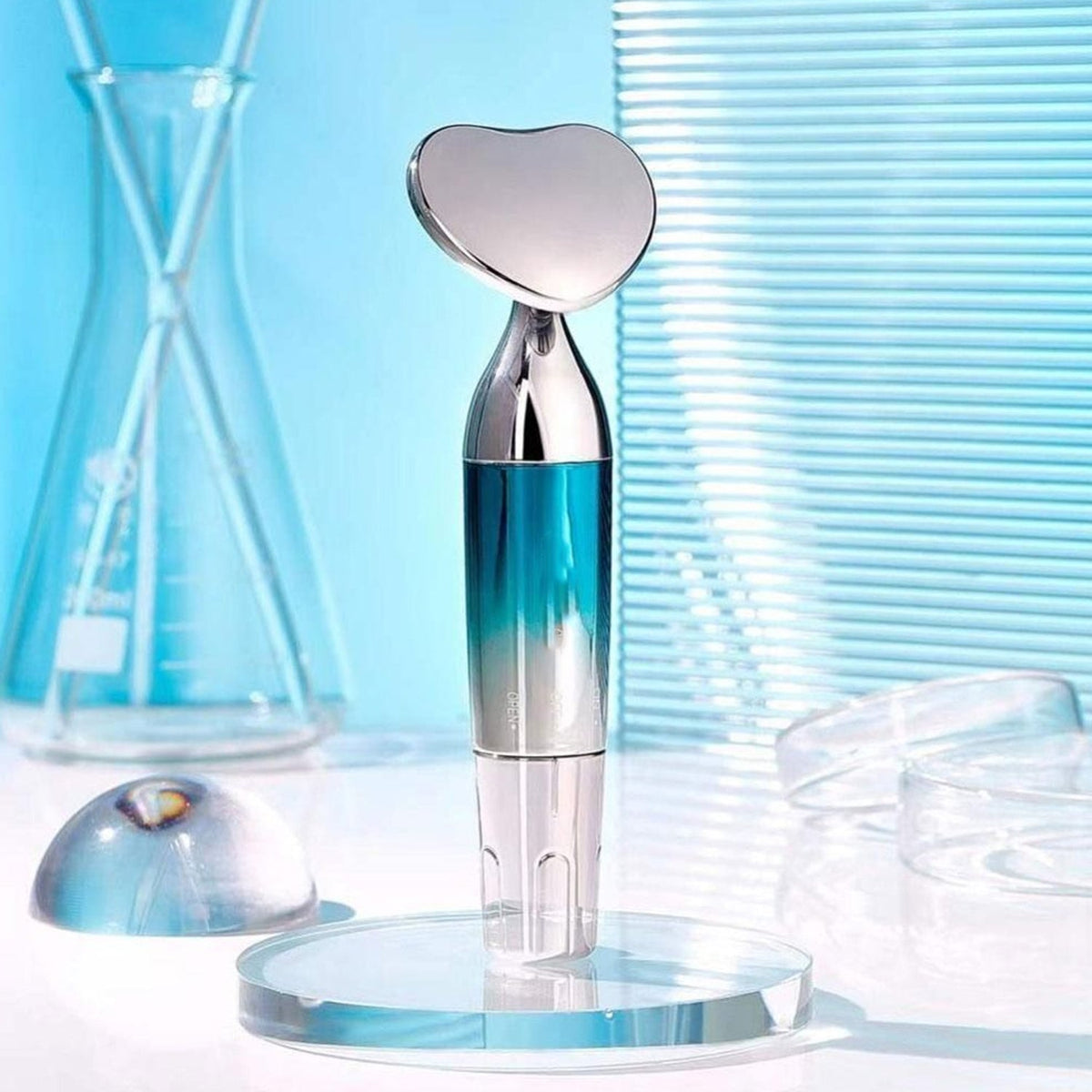 Face Vibratory Massager device for anti-aging and skin tightening benefits. Main image