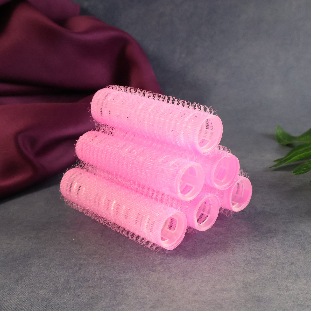 6-piece set of self-grip hair rollers for heat-free curls Main image
