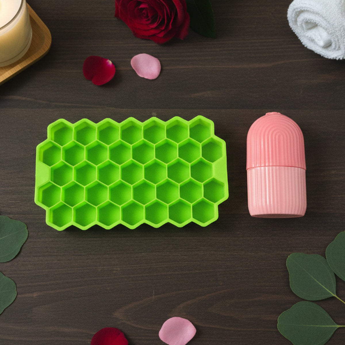 Face Icer Roller with honeycomb ice tray for skincare benefits Main image