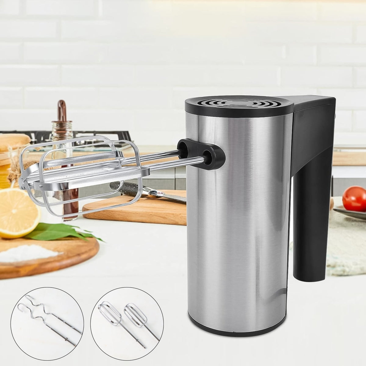 Electric hand mixer with 450W motor and stainless steel beaters Main image