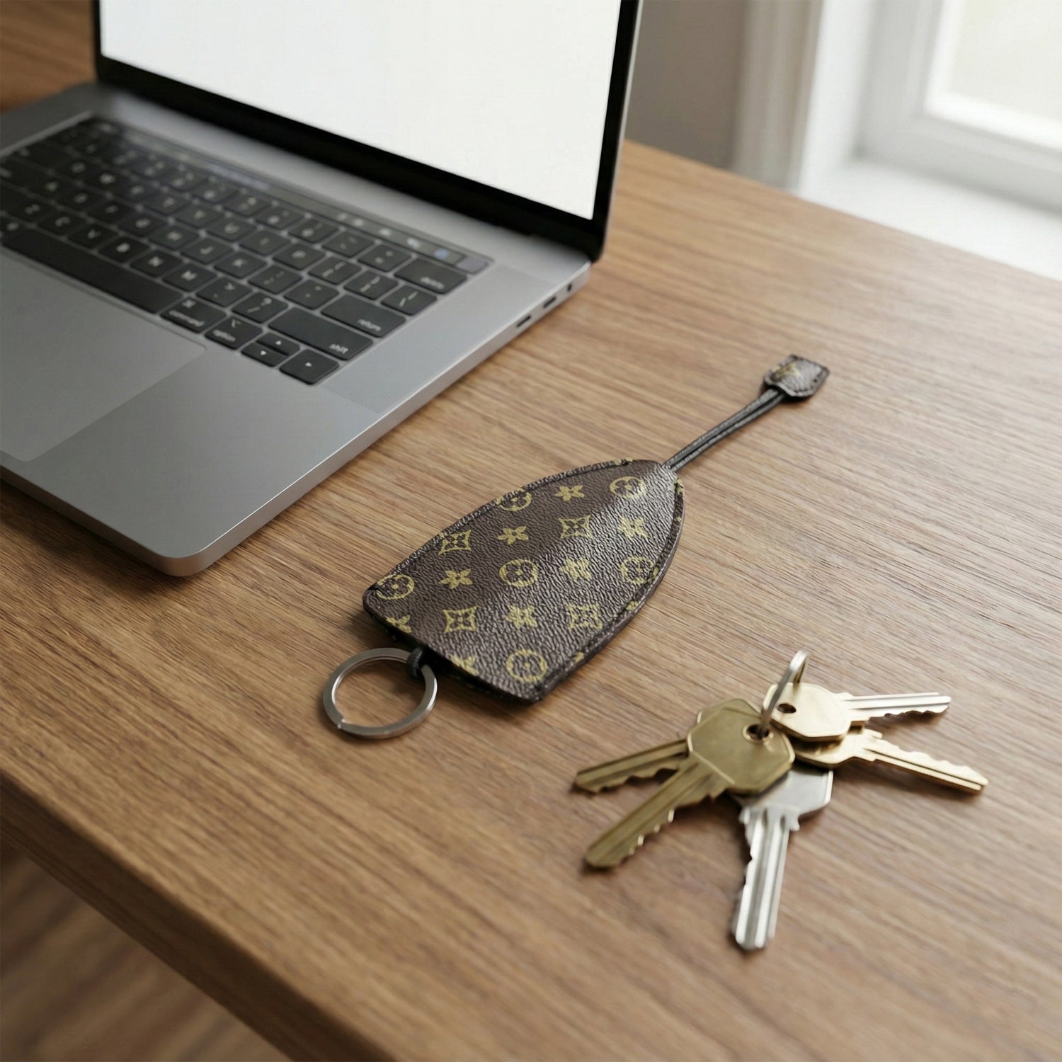 Designer-Style Keyholder – Secure Ring & Stylish Strap Secondary image