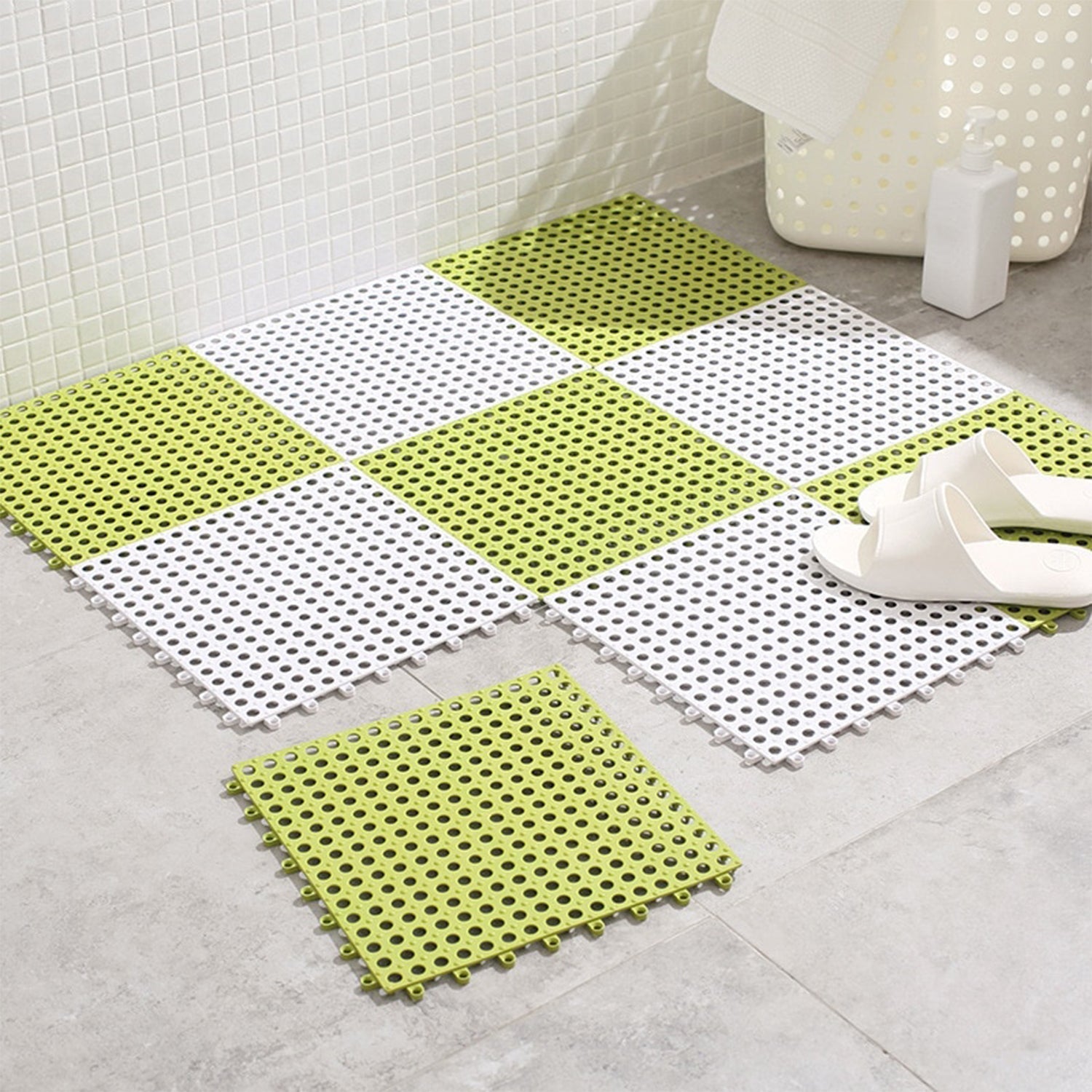 Anti Slip Bath Mat – Safe Non-Slip Surface for Bathroom (Pack of 6) Secondary image