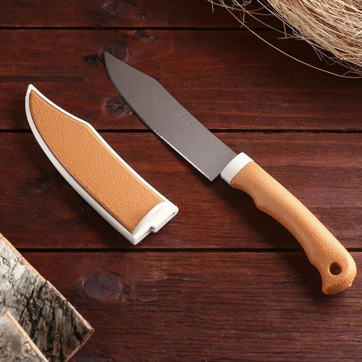 Quickslice ceramic kitchen knife with sharp Zirconium blade and protective cover. Main image