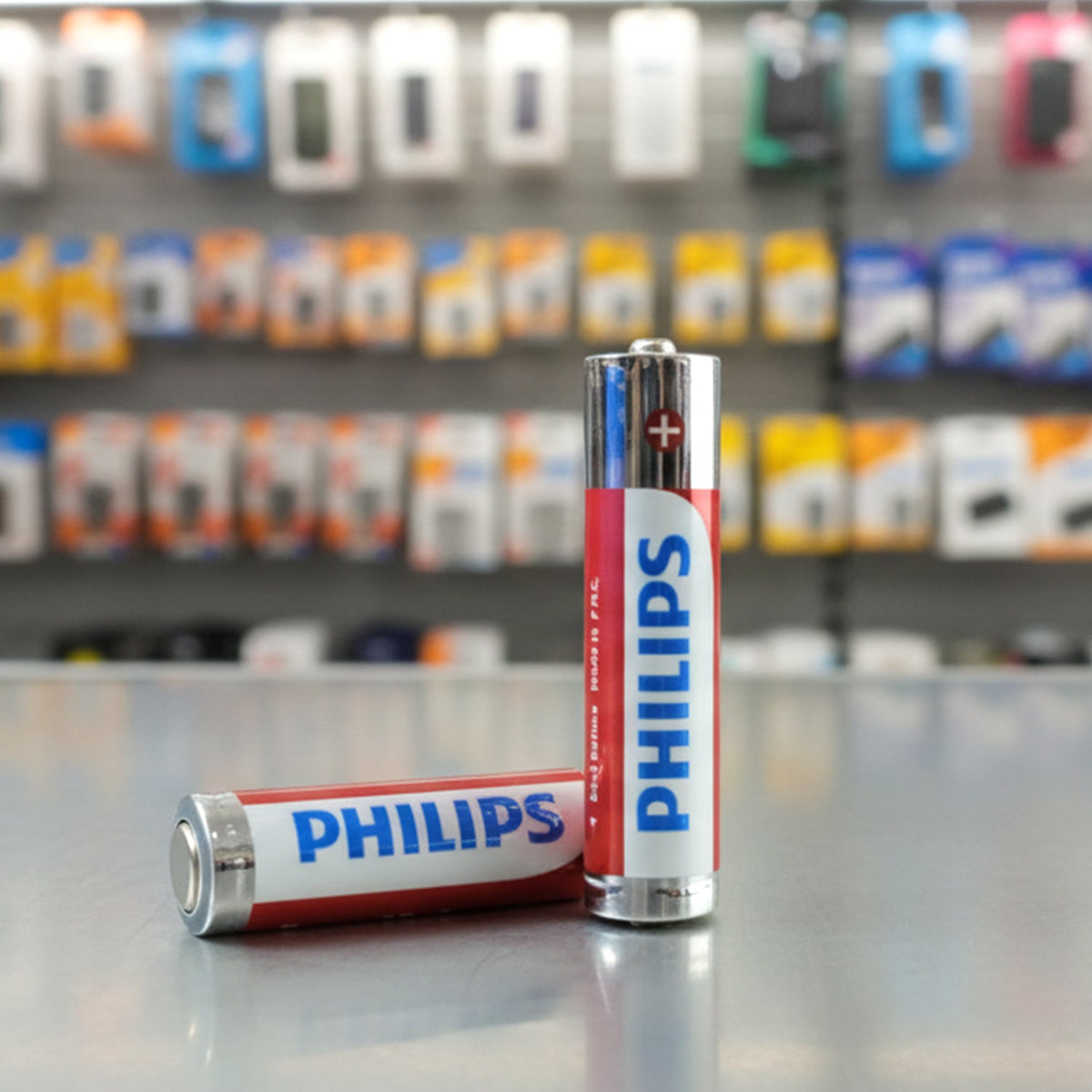 Pack of 2 AA alkaline batteries for household devices Main image