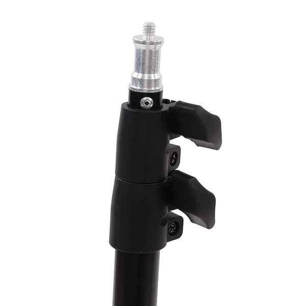 Close-up of the robust build and anti-slip feet of the professional DSLR camera tripod.