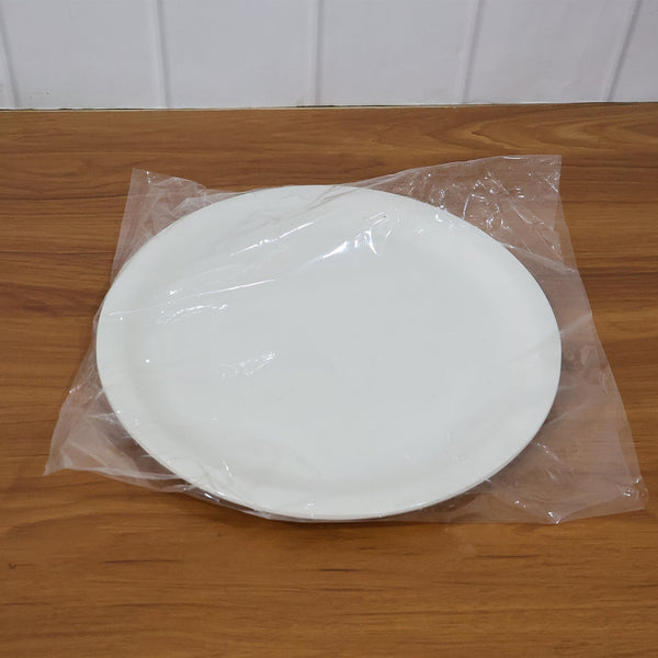 Heat-resistant melamine dinner plate with scratch resistant surface