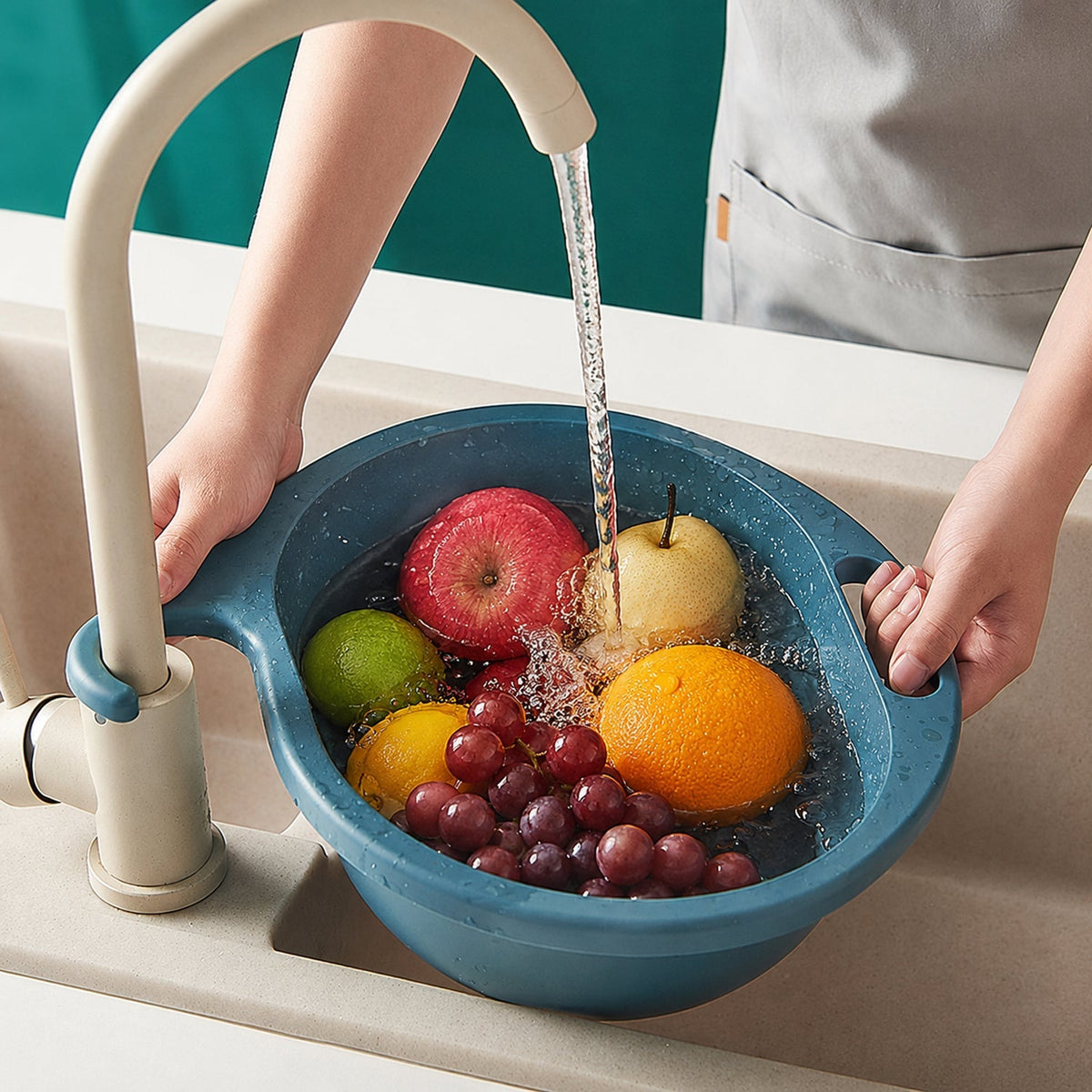 Multi-functional kitchen sink drain basket with corner hook, ideal for fruits and vegetables Main image
