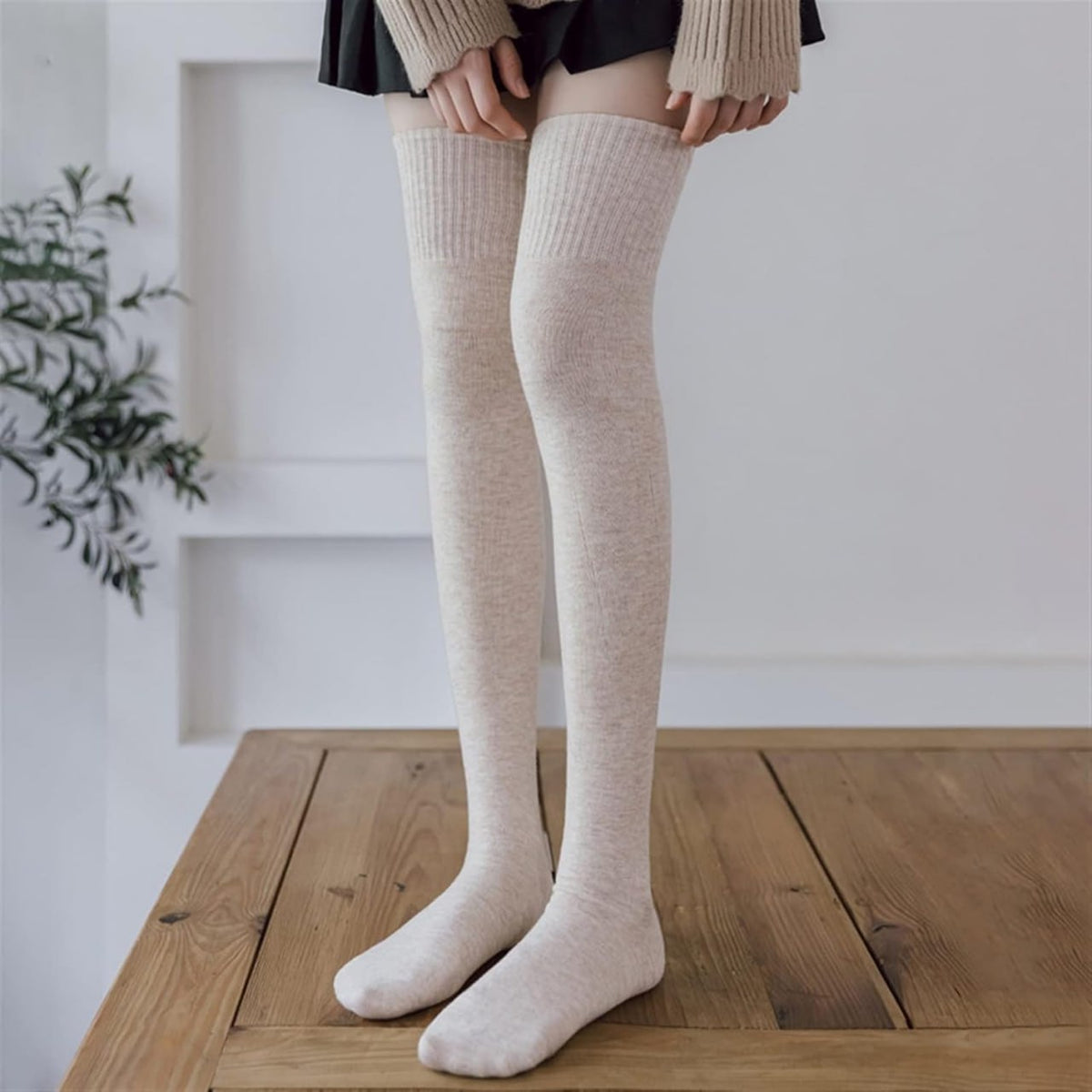 Woolen Knee-Length Socks for Women, Soft Thick Knit Thigh-High Leg Warmers, Winter Wear, 1 Pair, Multicolor. Main image