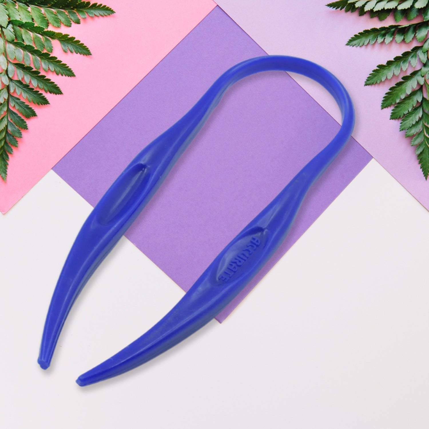 Plastic Tongue Cleaner – Fresh Breath & Oral Hygiene | MintGuard Secondary image