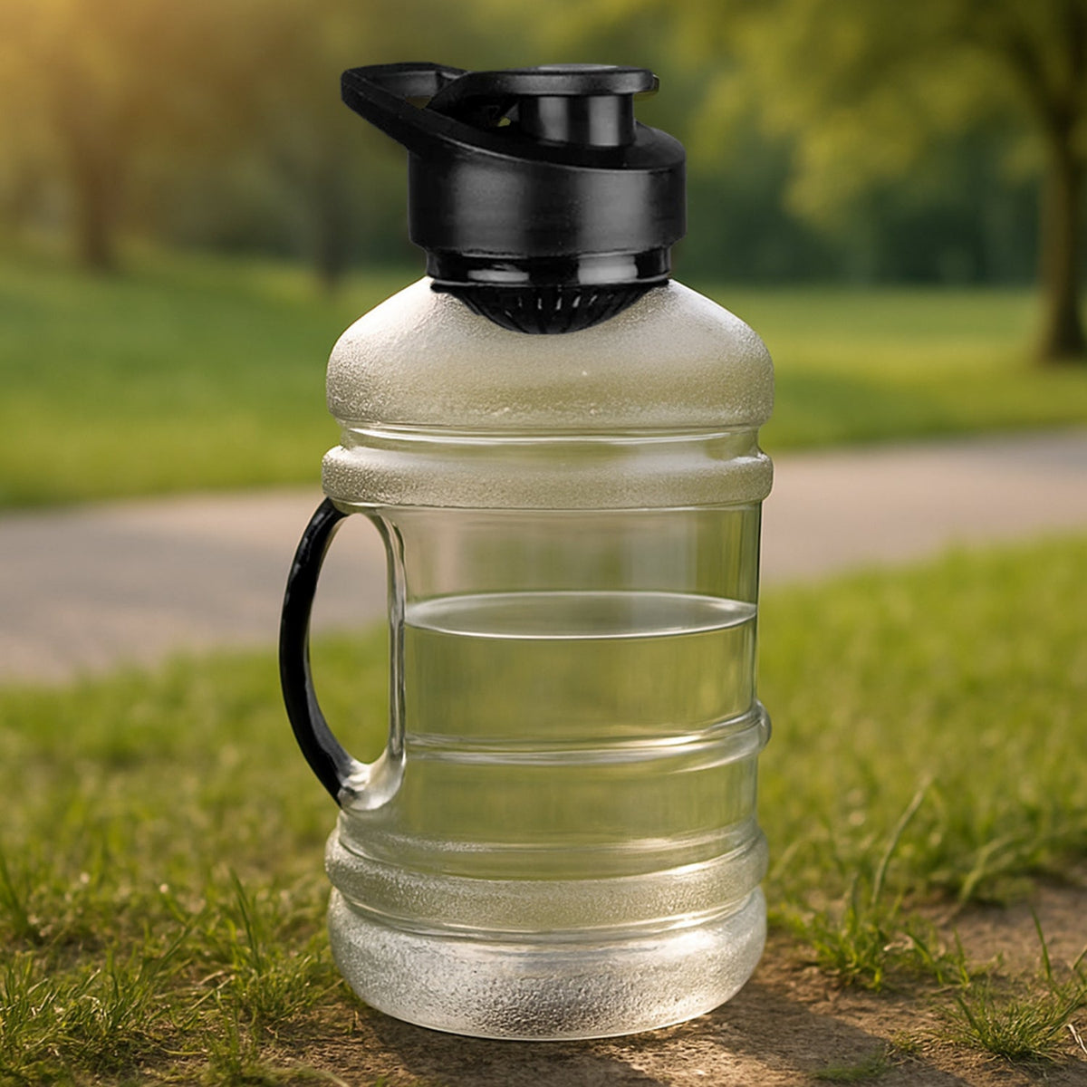 1.5L Gym Water Bottle from hydrozilla with mixer and strainer. Main image