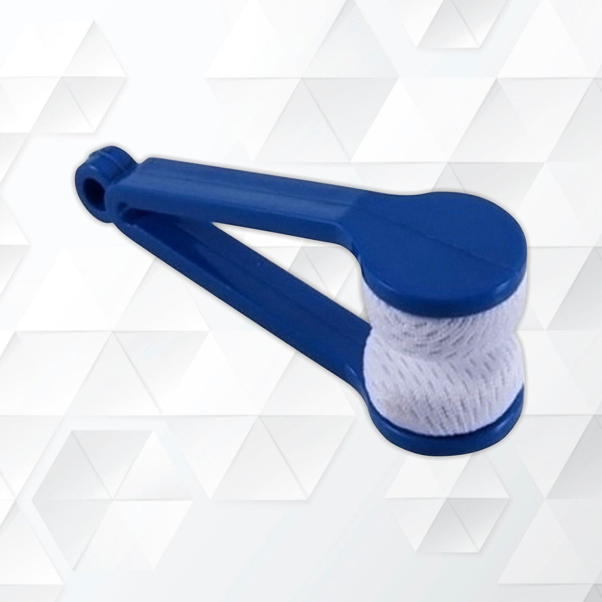 A portable microfiber eyeglass cleaner being used to clean spectacle lenses. Main image
