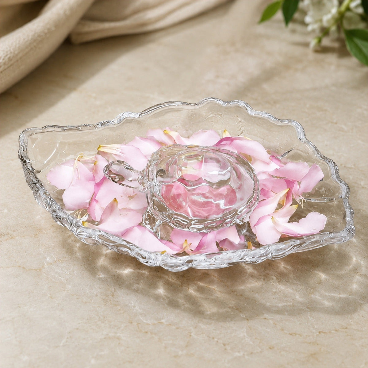 Crystal glass turtle with plate tray set for Vastu and home decor (2 pc set) Main image