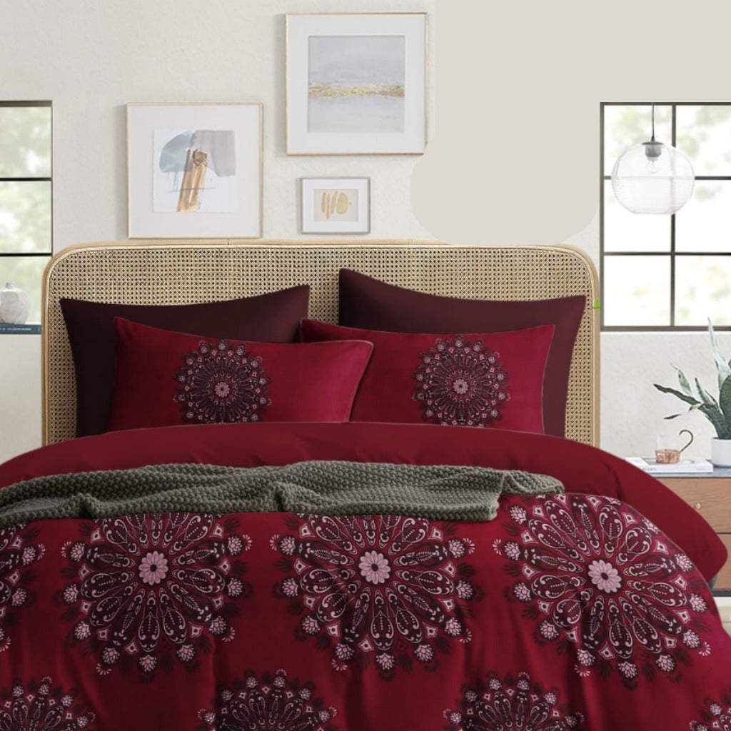 Printed Double Bedsheet Secondary image