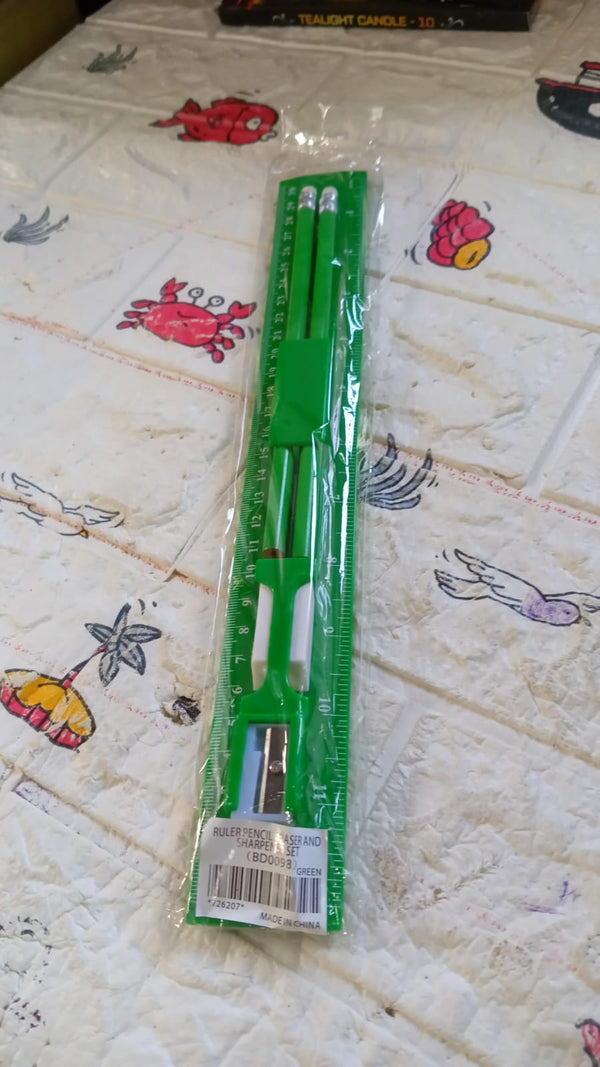 5-piece school supply set ready for academic tasks.