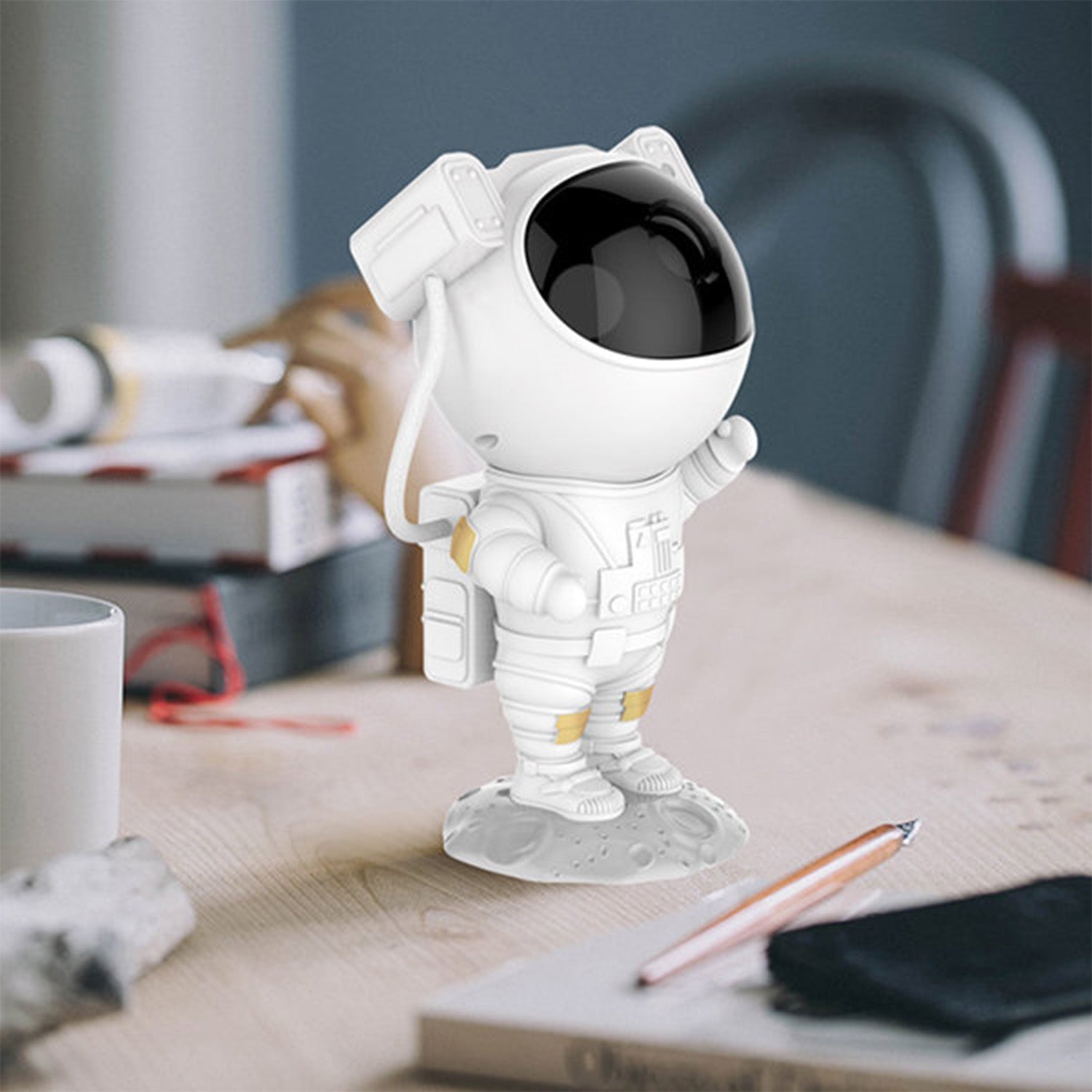 Astronaut Galaxy Projector – Starry Night Lamp | Play & Move Secondary image