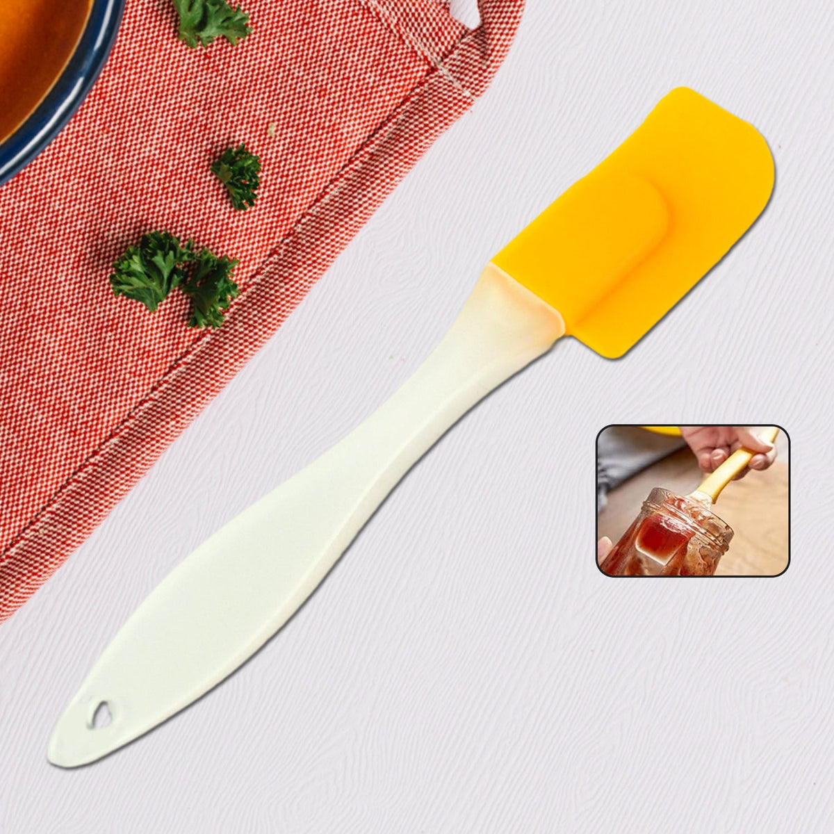 18 cm silicone cooking spatula on white background Main image