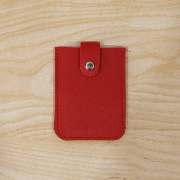 Daily use compact card wallet with secure slot design