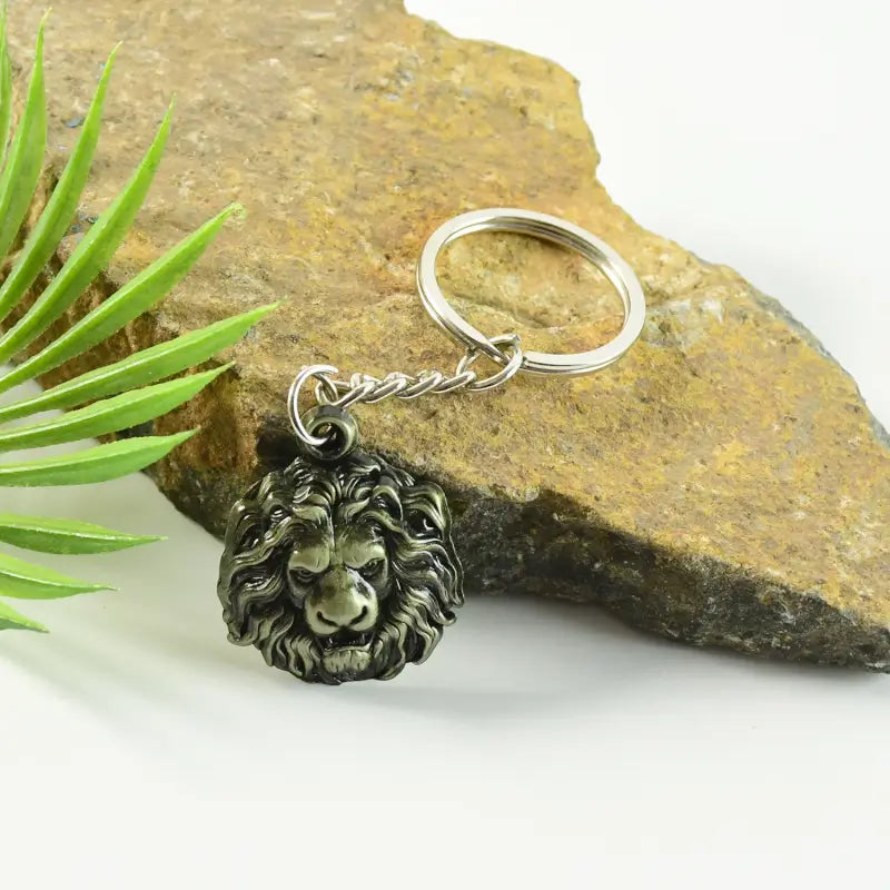 Lion Head Metal Keychain – Stylish Antique Finish Key Ring Pendant for Men, Women & Gift Use