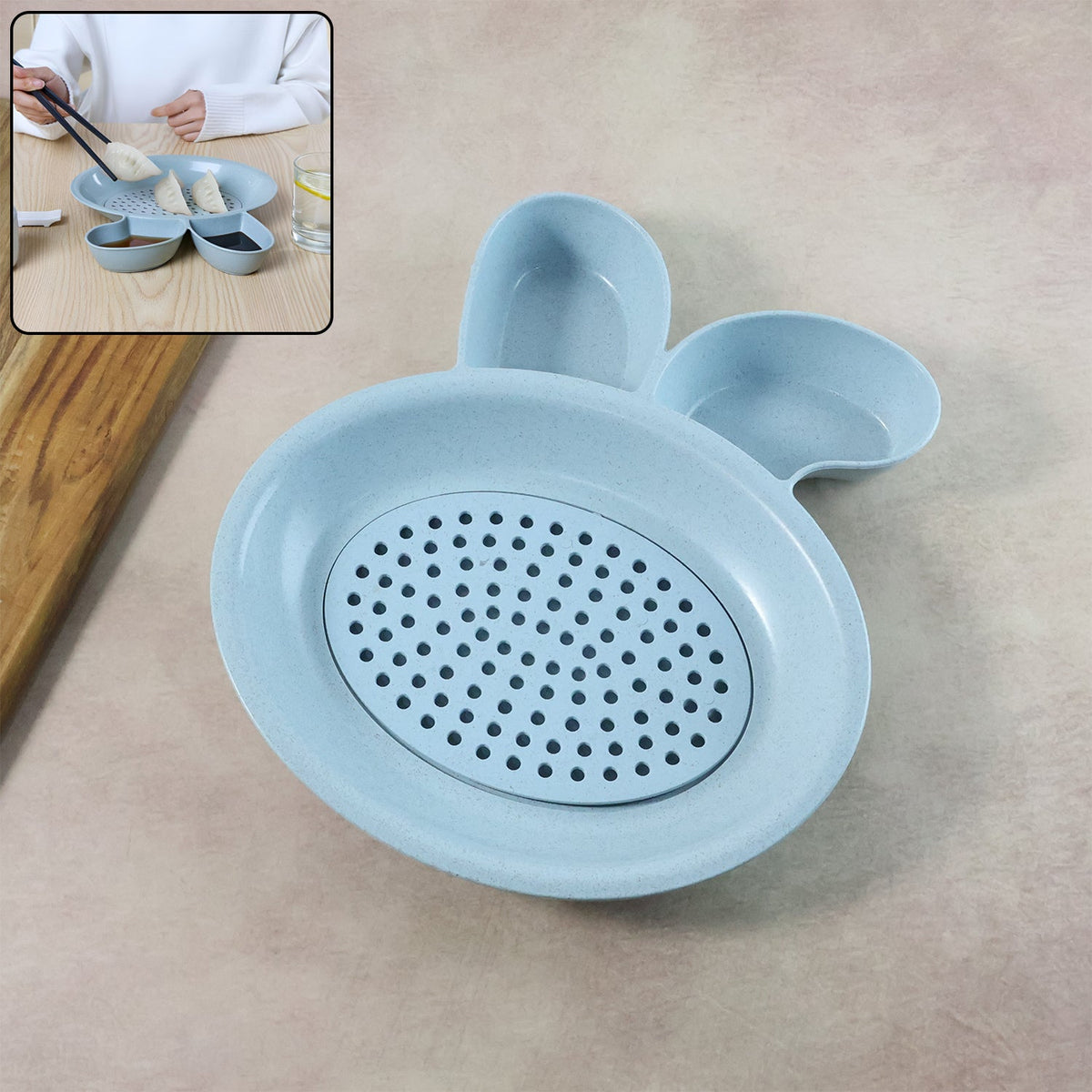 Dumpling serving plate with built-in perforated strainer for draining excess oil Main image