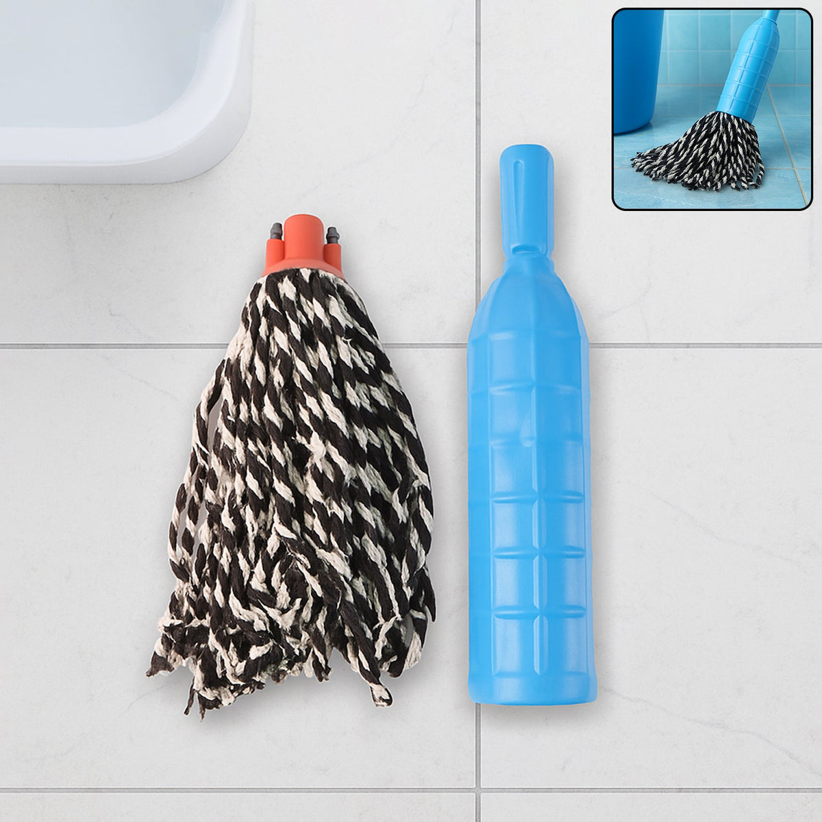 Front view of the Cotton Mop Refill with handle grip for easy attachment. Main image