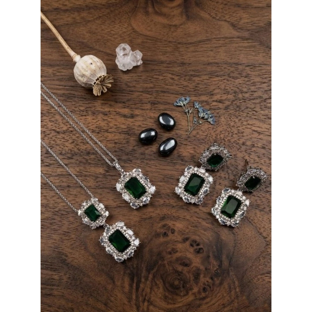 Generic Women's Brass Silver Plated Pendant Set (Green) Main image