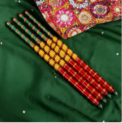 Pack of 2 Navratri Dandiya Sticks – Wooden Garba Dandiya Sticks for Boys & Girls