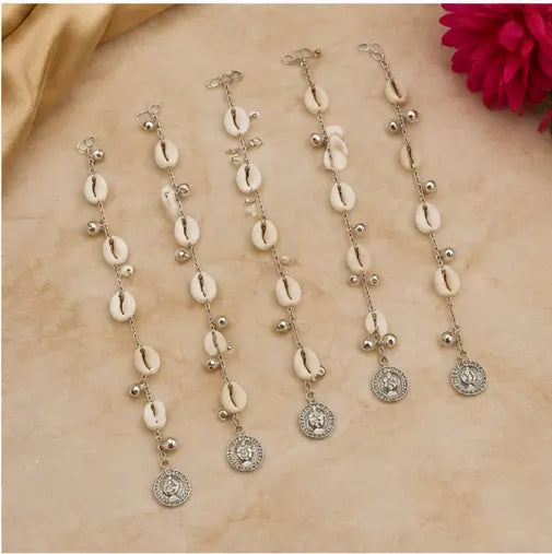 Navratri Silver Hair Clips with Kori & Ghoongroo – Set of 5 Traditional Ethnic Hair Accessories