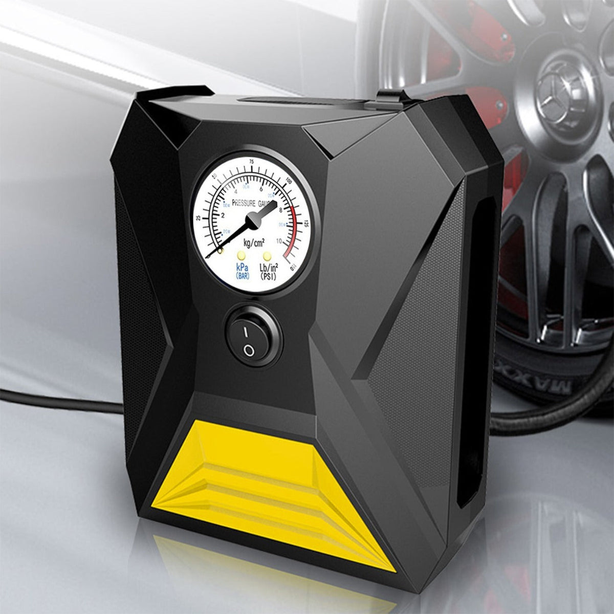Rapid portable car tyre inflator with digital display. Main image
