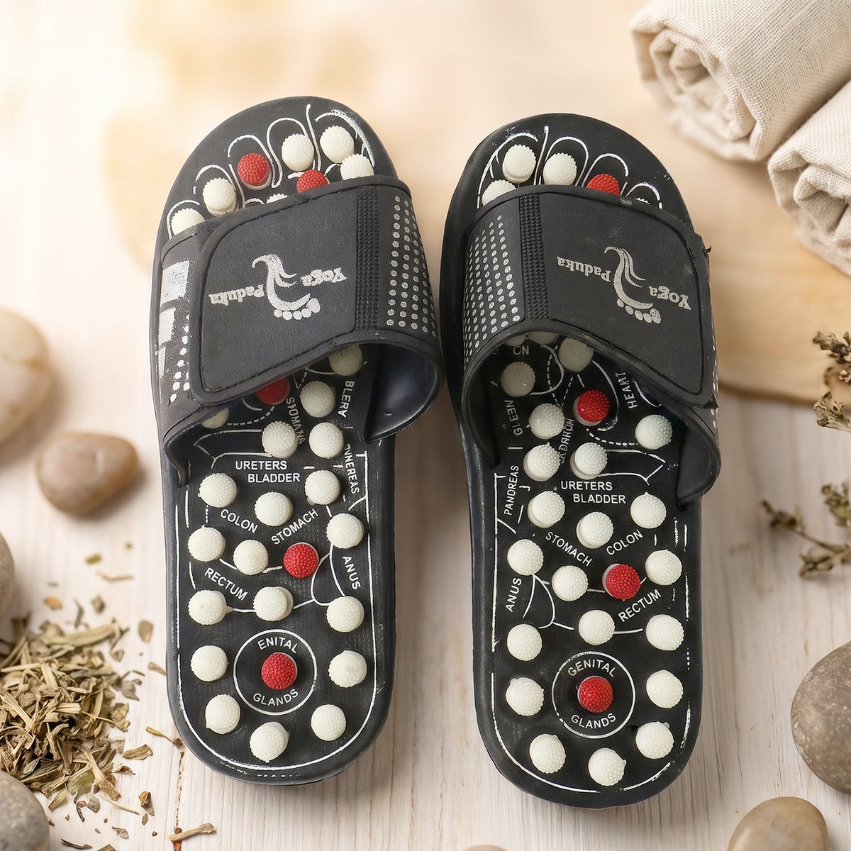 Acupressure foot massage slippers with reflexology nodes, size 7 and 8 (1 pair) Main image