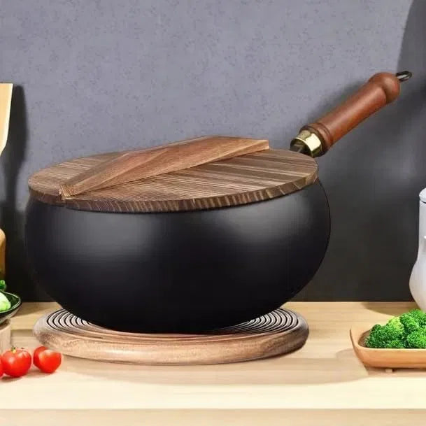 Artisan Unenameled Cast Iron Casserole Main image