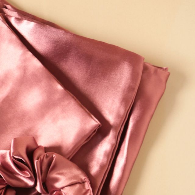 Satin Pillowcase Secondary image