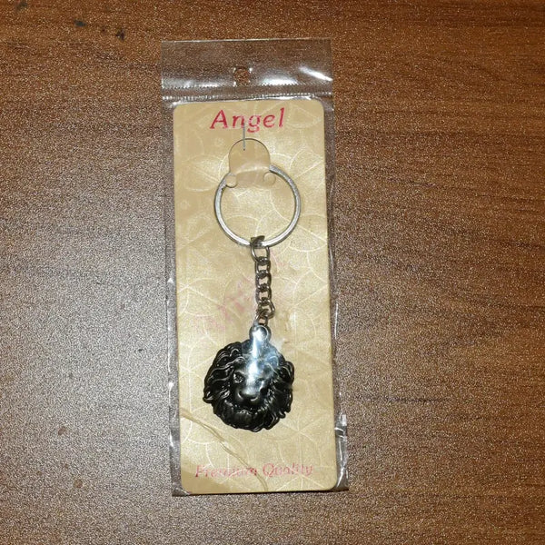Lion Head Metal Keychain – Stylish Antique Finish Key Ring Pendant for Men, Women & Gift Use
