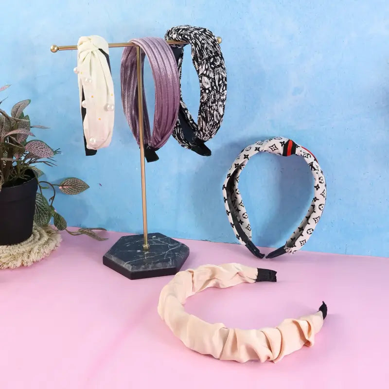 Ribbed Knot Pearl Hairband for Women – Soft Padded Headband for Everyday & Party Wear Secondary image
