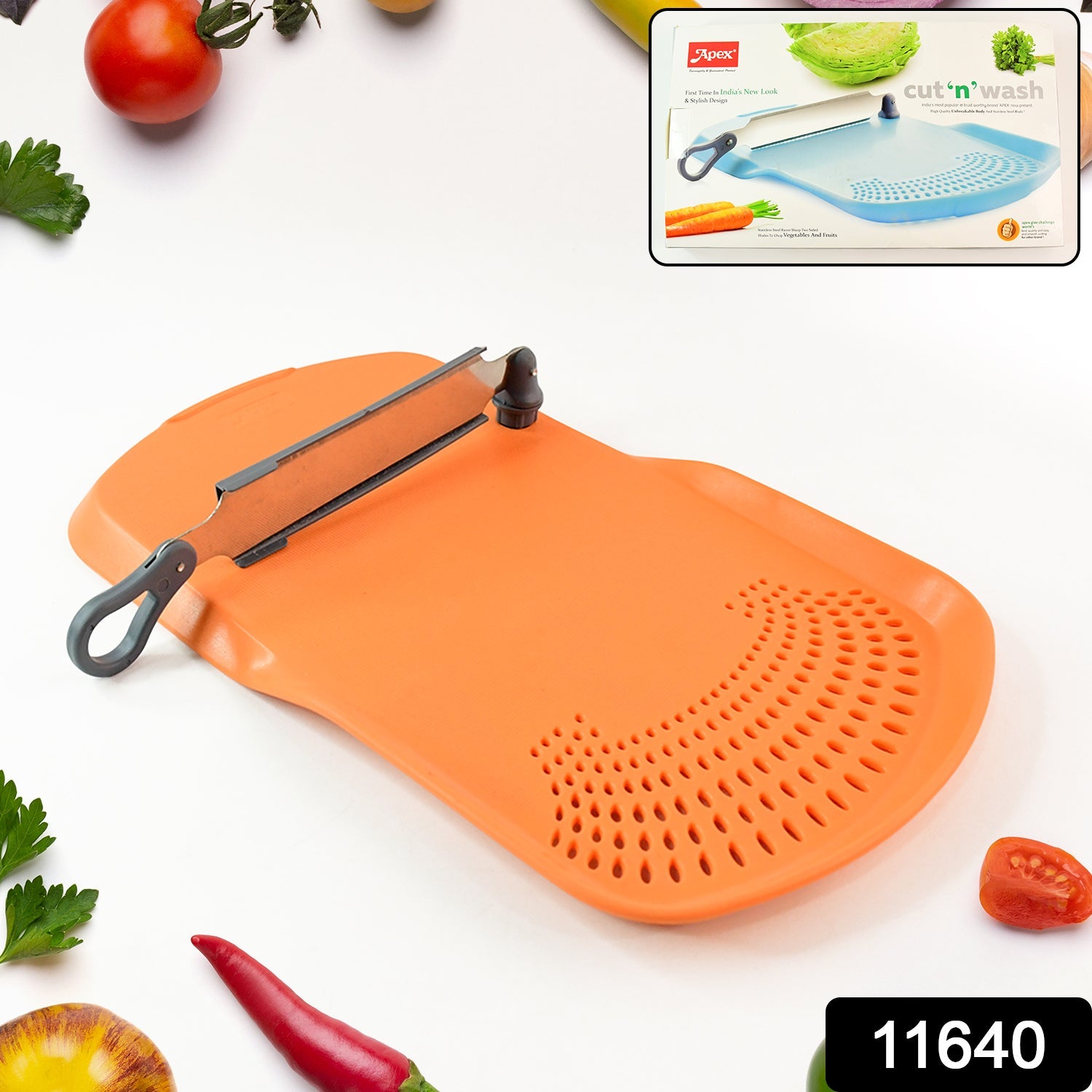 Cut 'n' Wash Multipurpose Cutting Board – Integrated Strainer & Knife Secondary image